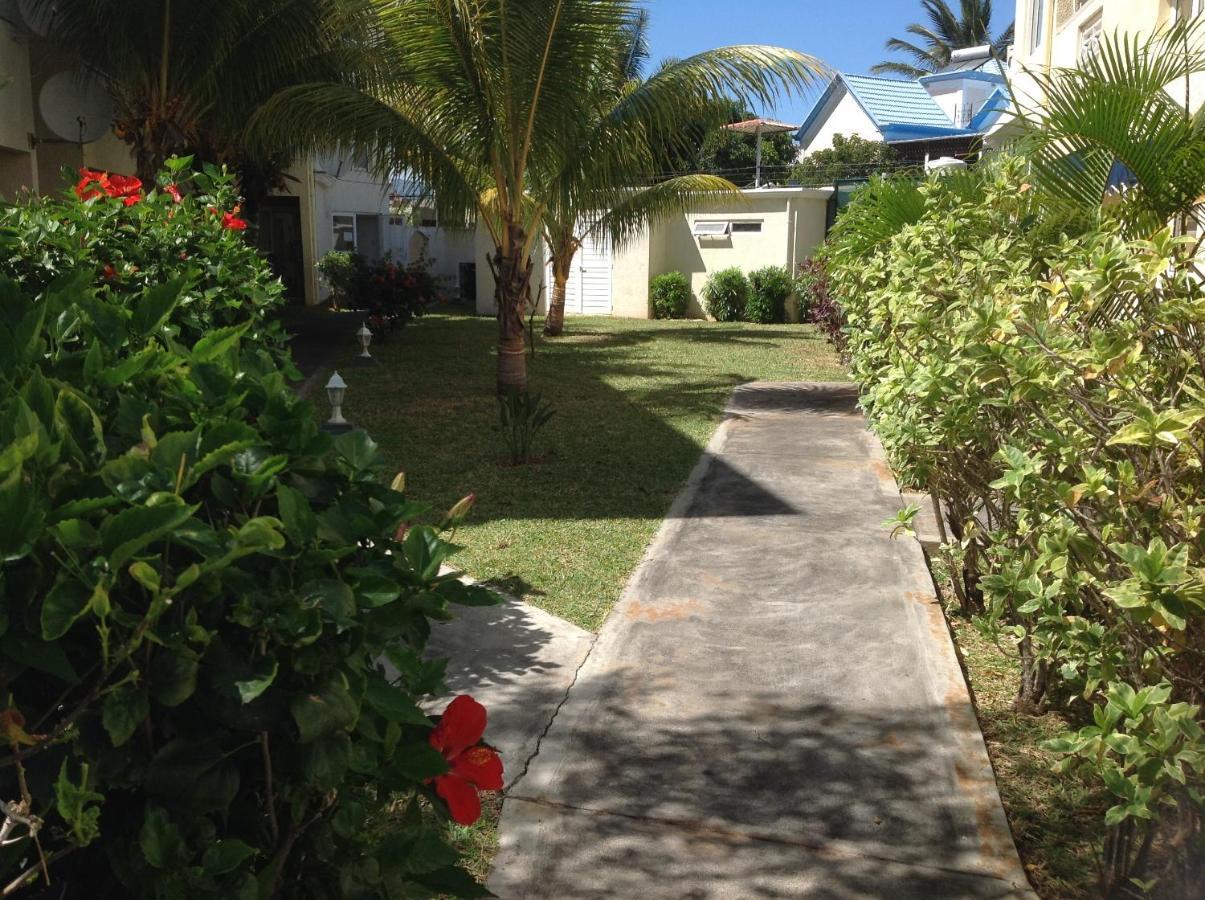 Lovely Apartment In Flic En Flac, Close To The Beach And All Amenities. Exterior foto