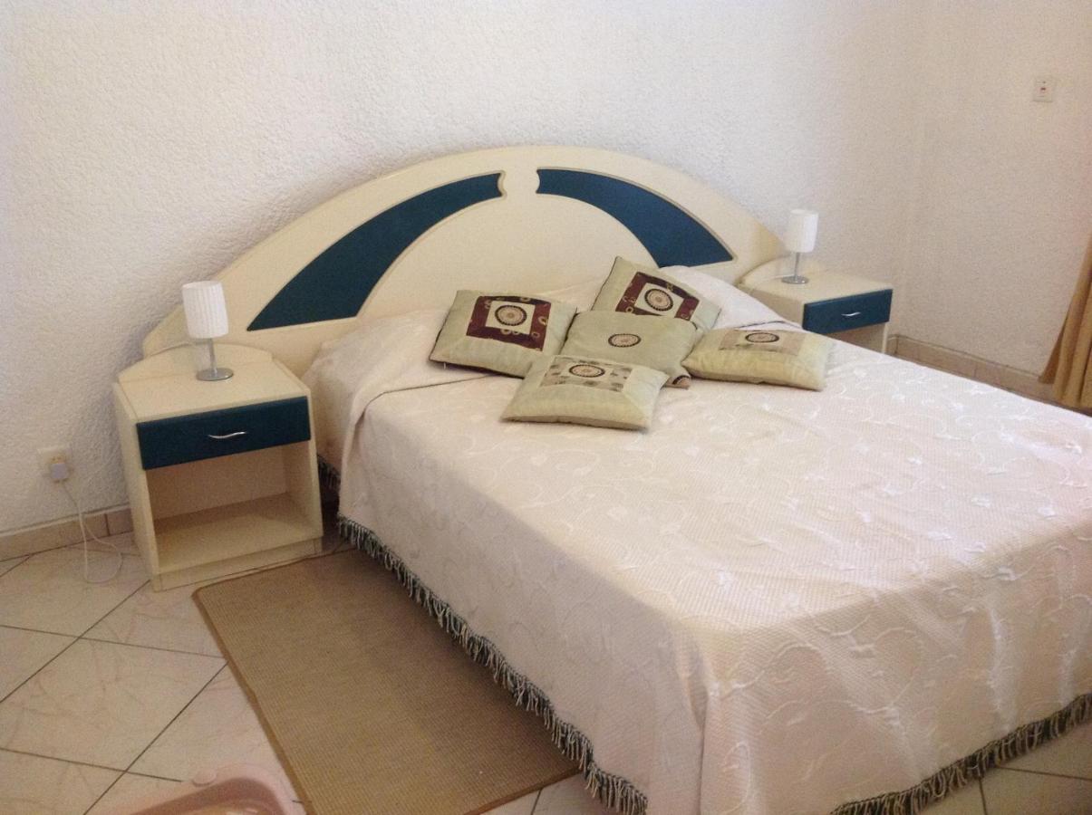 Lovely Apartment In Flic En Flac, Close To The Beach And All Amenities. Exterior foto