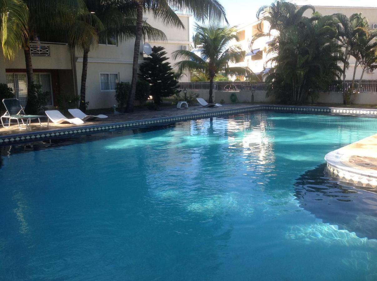 Lovely Apartment In Flic En Flac, Close To The Beach And All Amenities. Exterior foto
