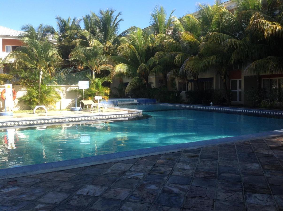 Lovely Apartment In Flic En Flac, Close To The Beach And All Amenities. Exterior foto