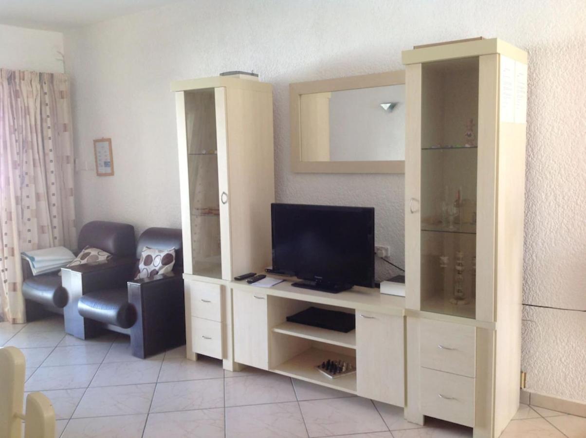 Lovely Apartment In Flic En Flac, Close To The Beach And All Amenities. Exterior foto