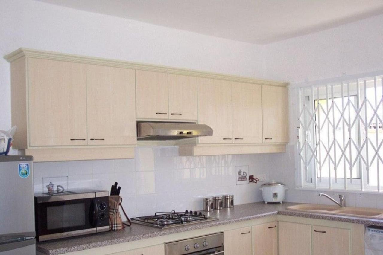 Lovely Apartment In Flic En Flac, Close To The Beach And All Amenities. Exterior foto